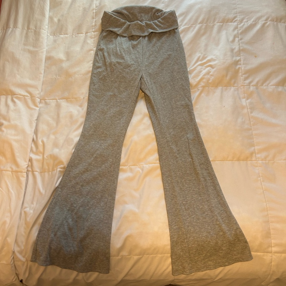 Gray Lowrise Leggings